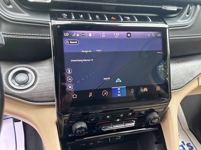 Used 2021 Jeep Grand Cherokee L Limited w/ Luxury Tech Group II AWD/4WD image 22