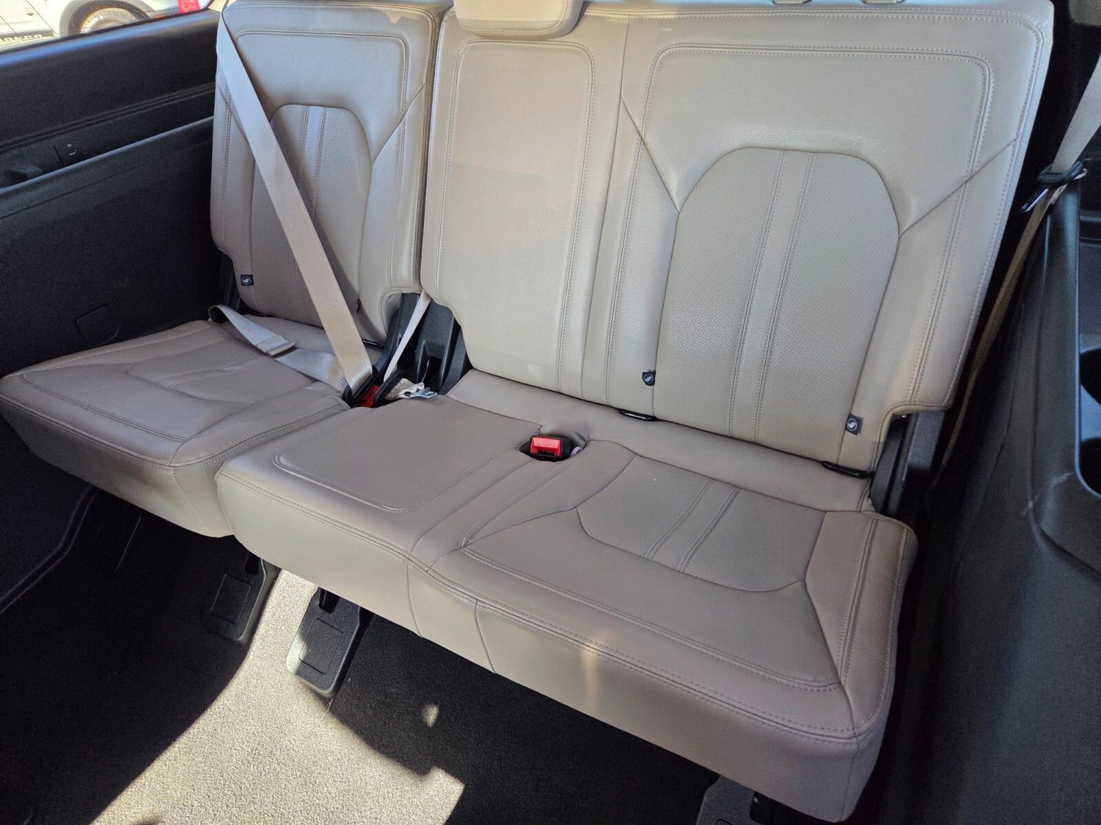 Certified 2024 Ford Expedition Limited image 13