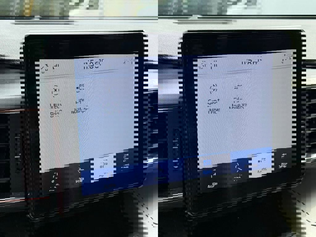 Certified 2023 Ford Explorer XLT w/ Equipment Group 202A image 30