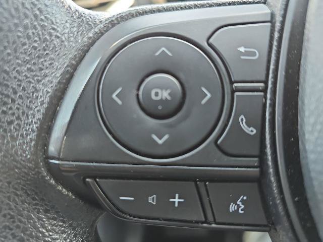Used 2025 Toyota RAV4 XLE FWD image 17