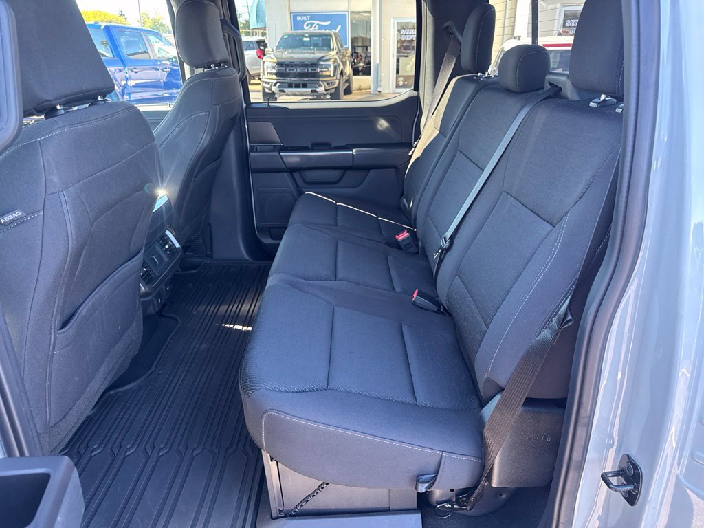 Certified 2024 Ford F250 4x4 Crew Cab Super Duty image 31