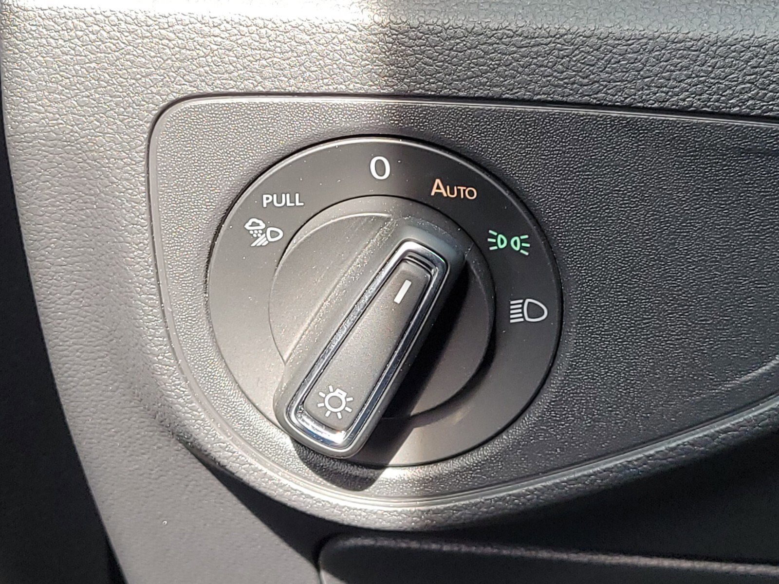 Used 2023 Volkswagen Atlas SEL Premium image 24