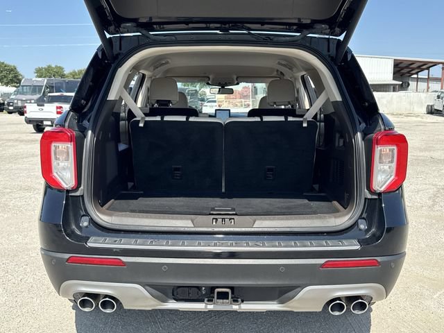 Certified 2022 Ford Explorer Platinum w/ Equipment Group 601A AWD/4WD image 24