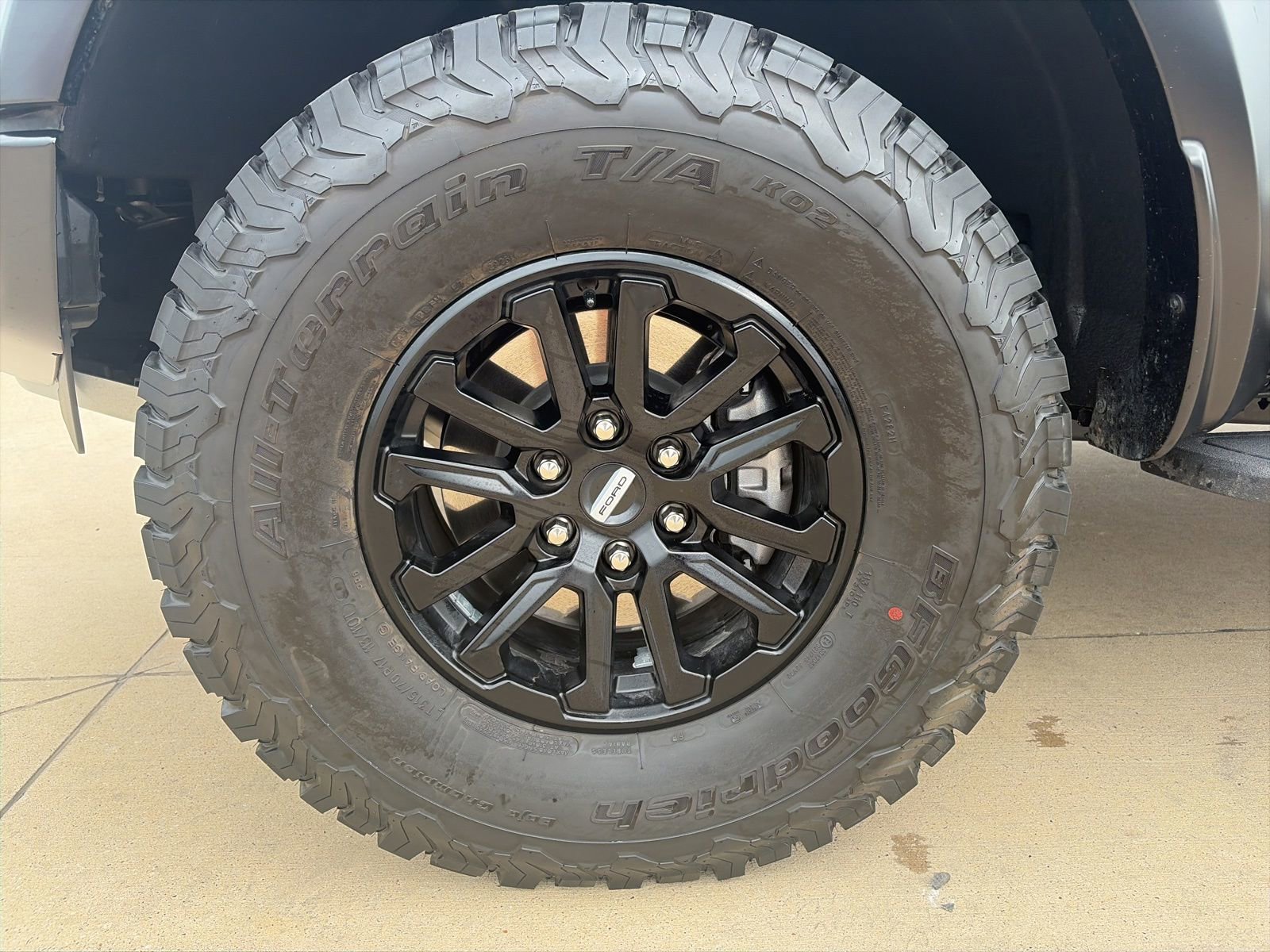 Certified 2025 Ford F150 Raptor AWD/4WD image 9