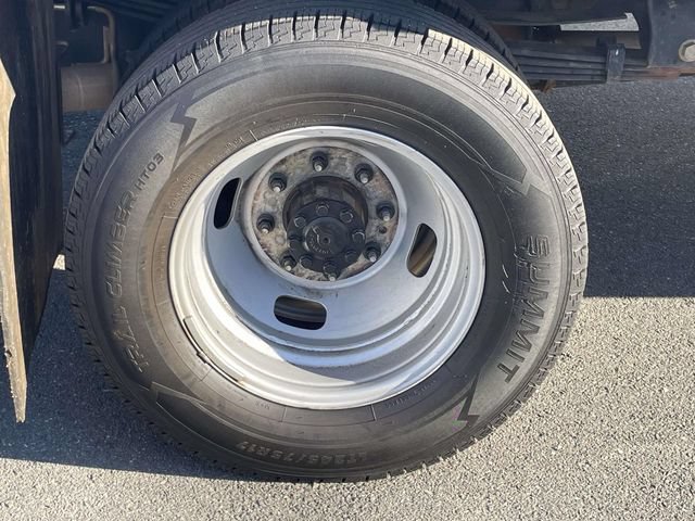 Certified 2024 Ford F350 XL w/ XL Chrome Package AWD/4WD image 9