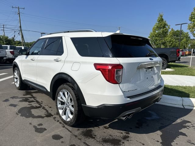 Certified 2023 Ford Explorer Platinum w/ Technology Package AWD/4WD image 3