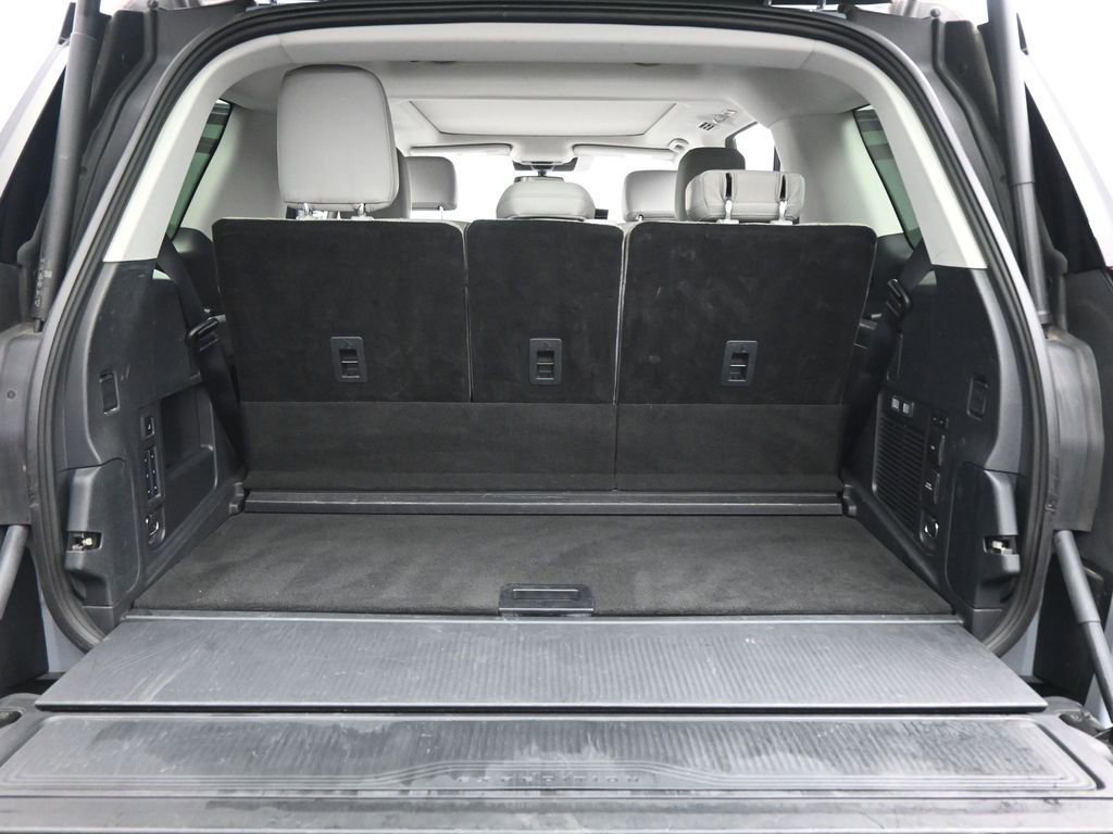 Certified 2025 Ford Expedition Active AWD/4WD image 22