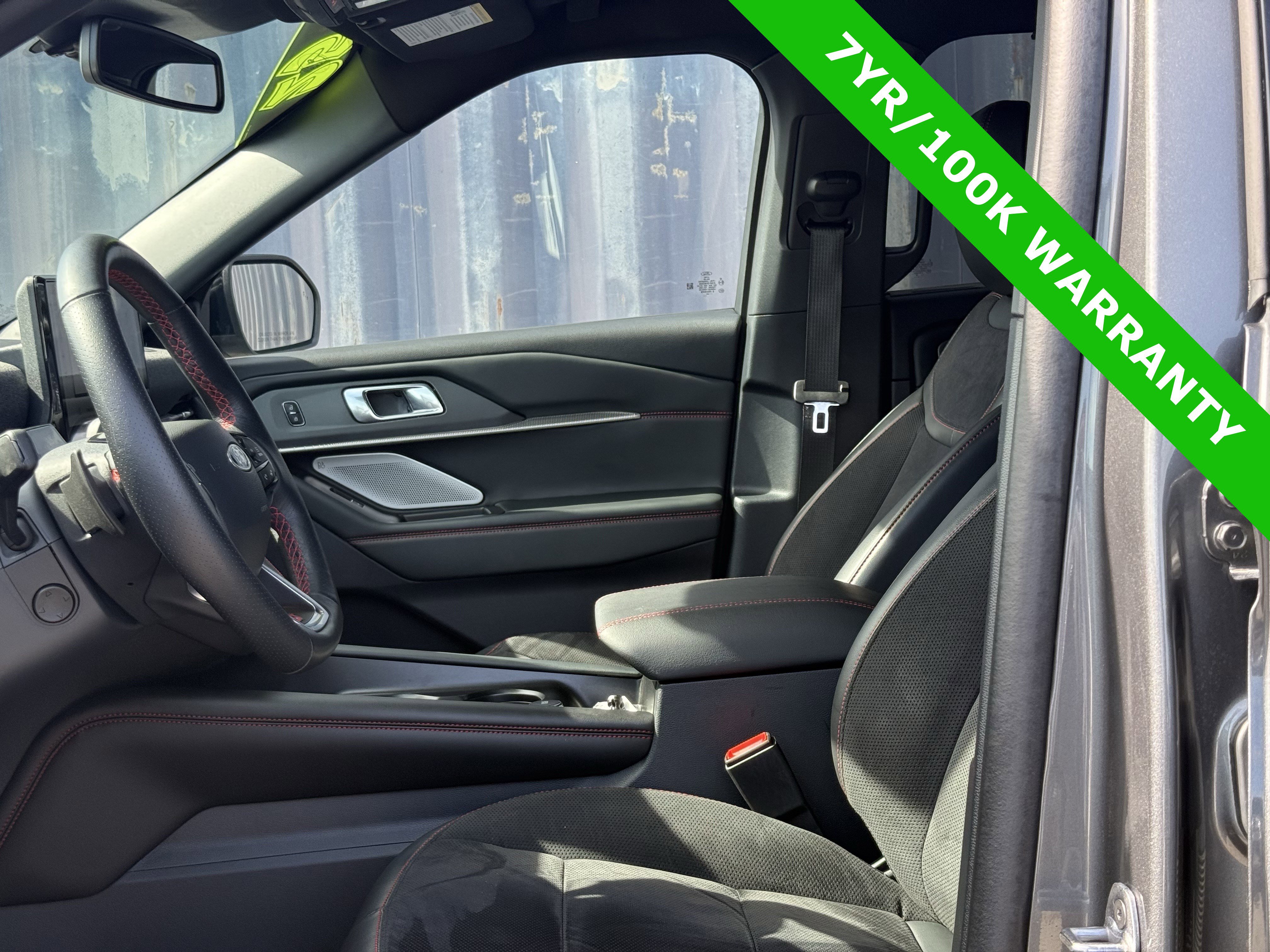 Certified 2025 Ford Explorer ST AWD/4WD image 22