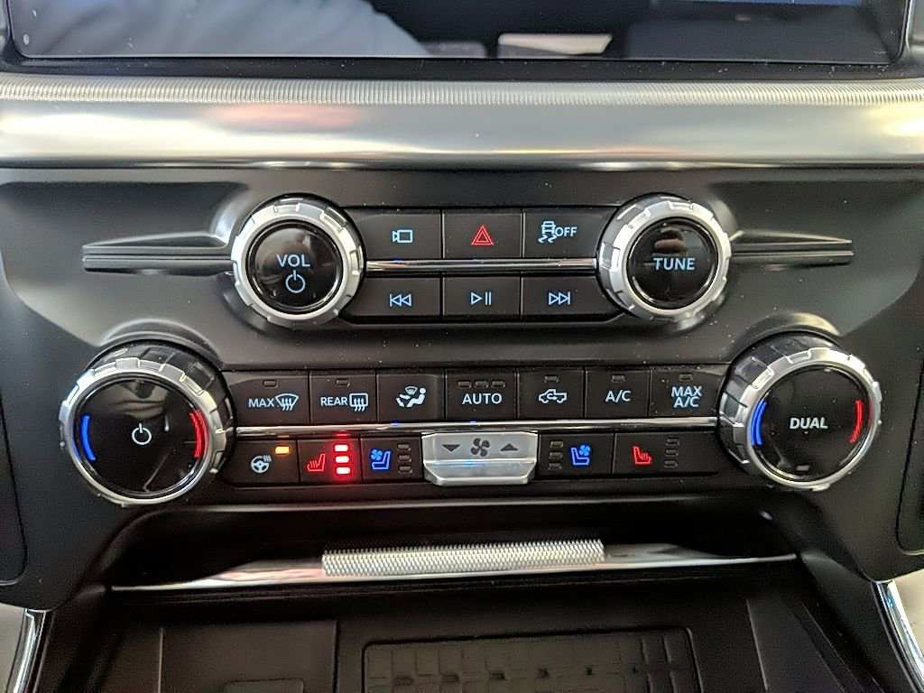 Certified 2025 Ford F150 Lariat w/ Equipment Group 501A Mid AWD/4WD image 22