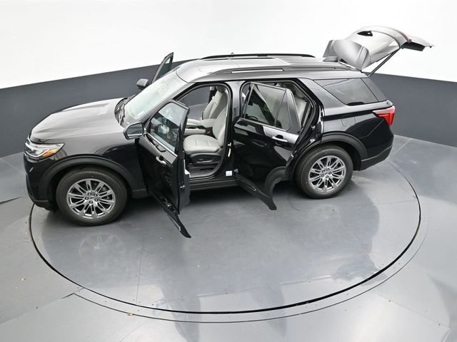 Certified 2025 Ford Explorer Active w/ Active Comfort Package image 47