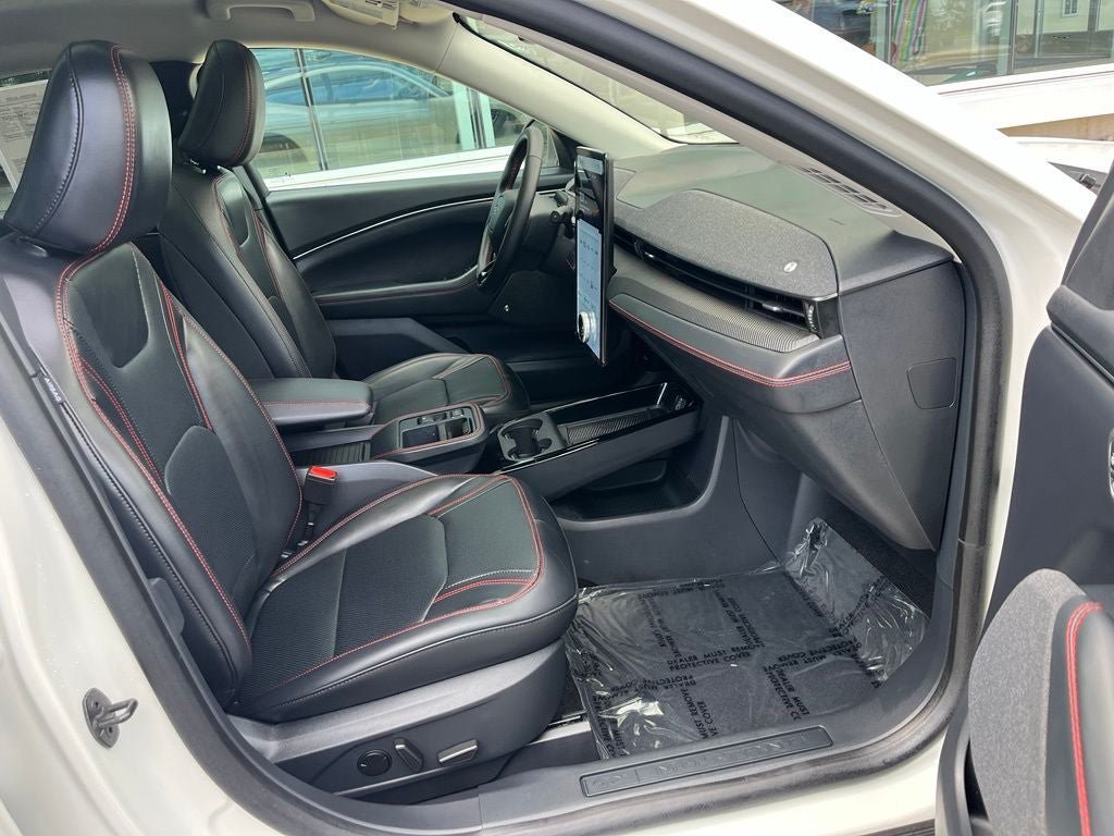Certified 2025 Ford Mustang Mach-E Premium w/ Sport Appearance Package AWD/4WD image 22