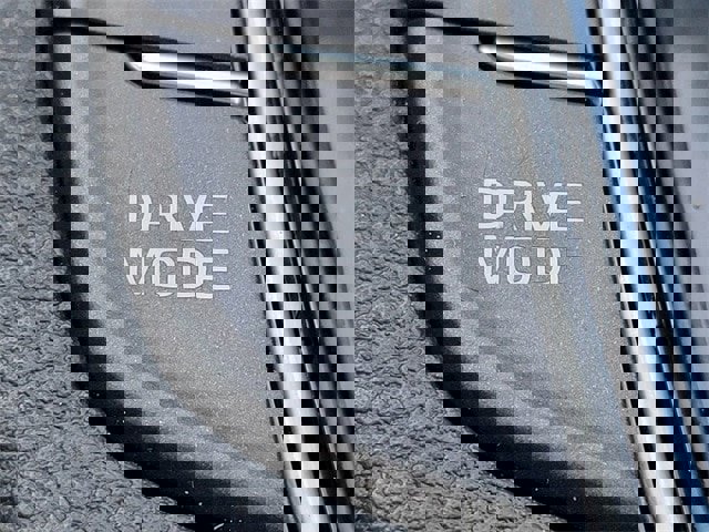 Used 2019 Hyundai Elantra GT image 6