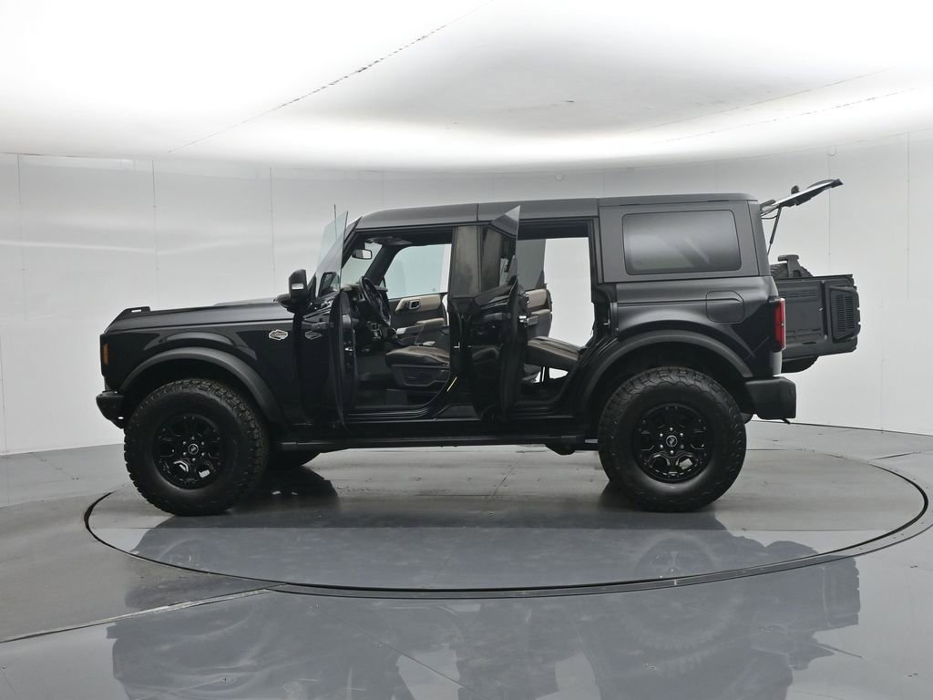 Certified 2022 Ford Bronco Wildtrak AWD/4WD image 38
