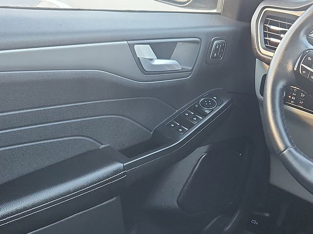 Certified 2023 Ford Escape Active w/ Tech Pack #2 image 11