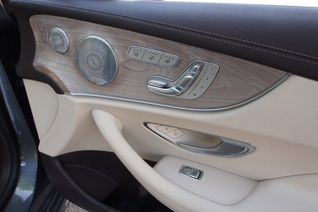 Used 2019 Mercedes-Benz E 450 Cabriolet image 14