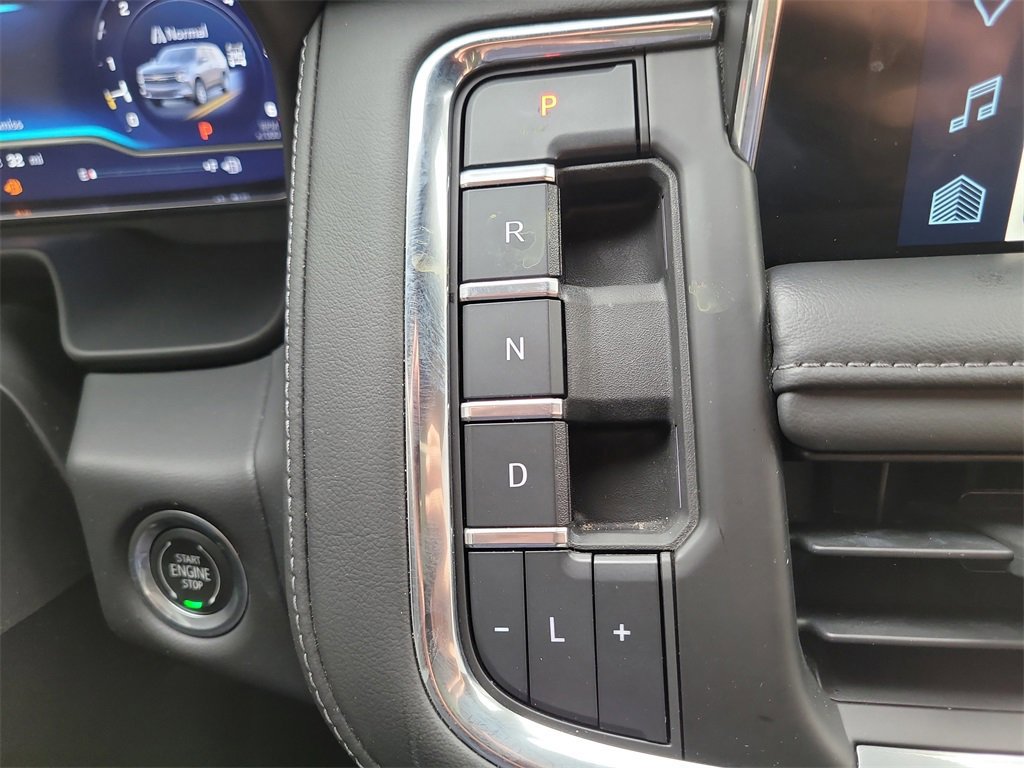 Used 2023 Chevrolet Tahoe LT w/ Luxury Package image 28