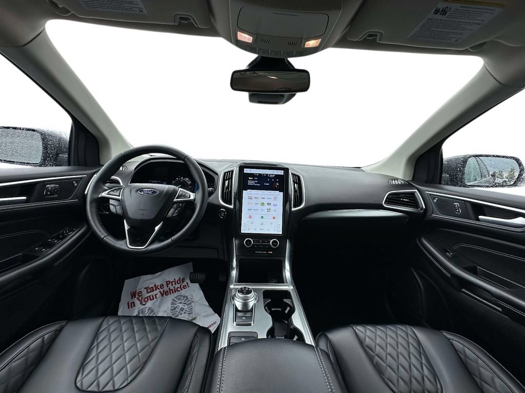 Certified 2024 Ford Edge Titanium AWD/4WD image 13