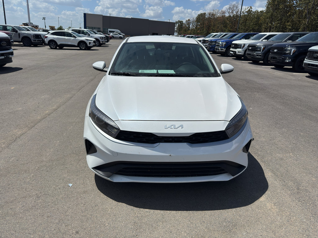 Used 2024 Kia Forte LXS FWD image 2