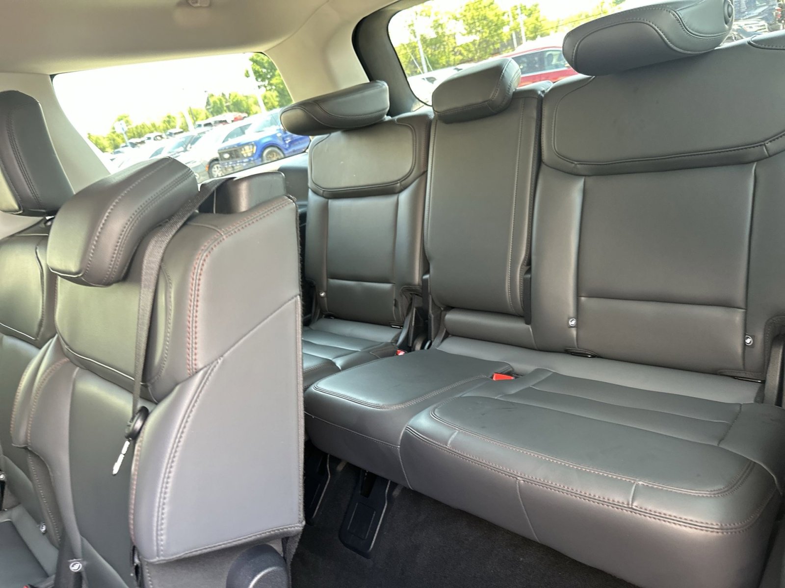 Certified 2025 Ford Expedition Active AWD/4WD image 33