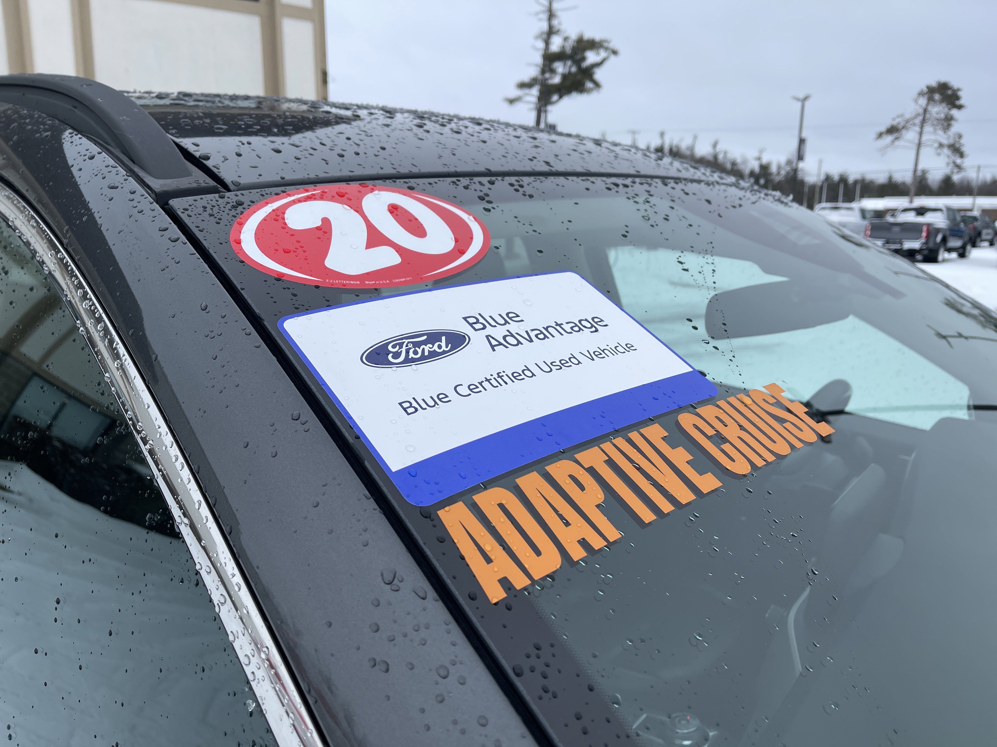 Certified 2020 Ford Escape SEL image 28