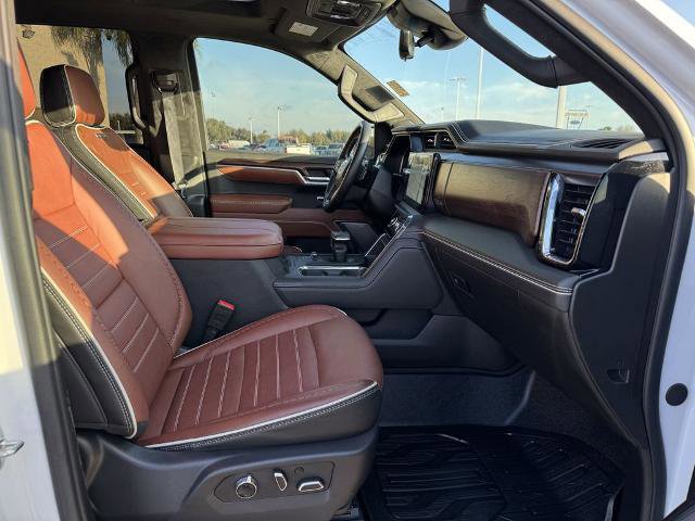 Used 2025 GMC Sierra 1500 Denali Ultimate image 18