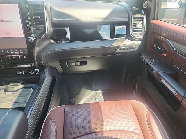 Used 2025 RAM 3500 Limited AWD/4WD image 10