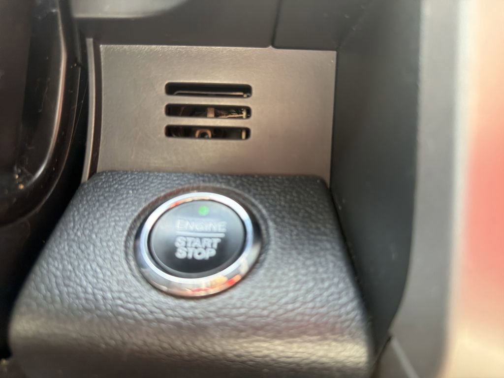 Certified 2022 Ford F250 Lariat w/ Lariat Ultimate Package image 26