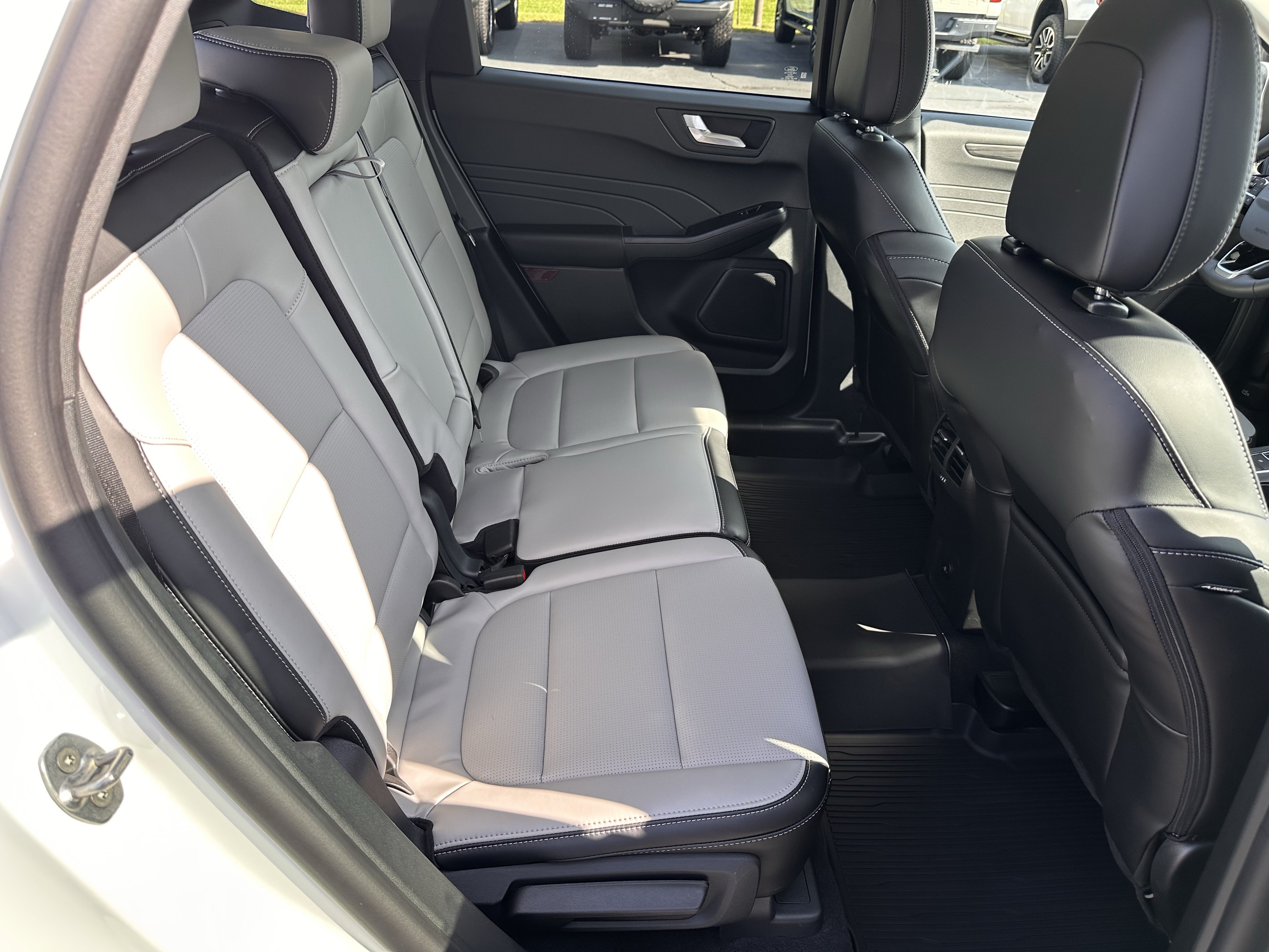 Certified 2026 Ford Escape Platinum w/ Equipment Group 601A AWD/4WD image 16