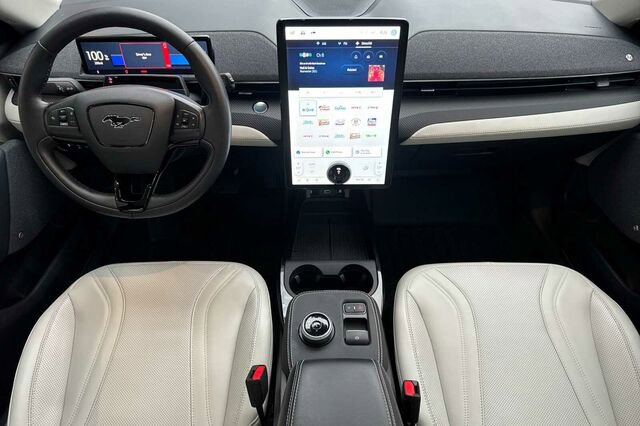 Certified 2022 Ford Mustang Mach-E Premium image 10