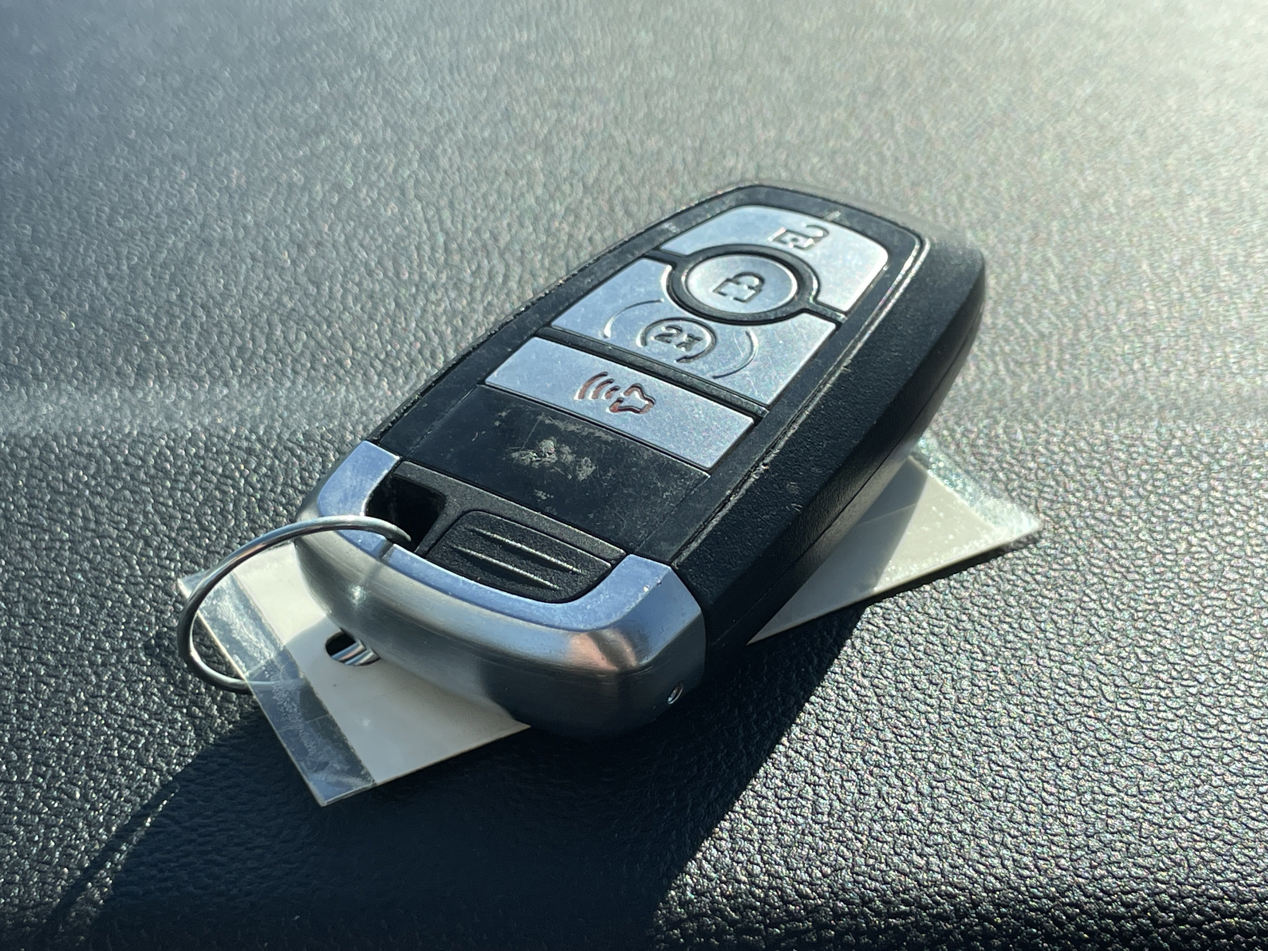 Certified 2022 Ford Escape SE w/ Cold Weather Package image 28