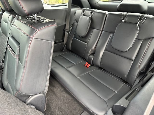 Certified 2025 Ford Explorer ST-Line w/ Premium Package AWD/4WD image 14