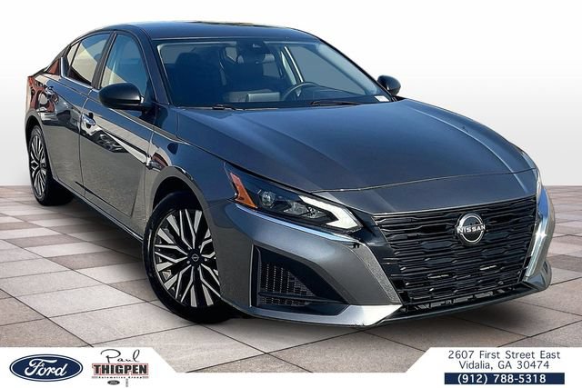 Used 2025 Nissan Altima 2.5 SV
