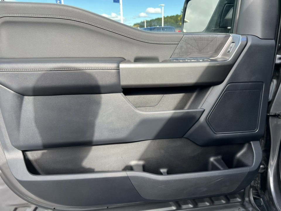 Certified 2022 Ford F150 XLT w/ Equipment Group 302A High image 22