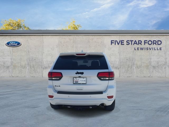 Used 2022 Jeep Grand Cherokee Laredo X AWD/4WD image 7