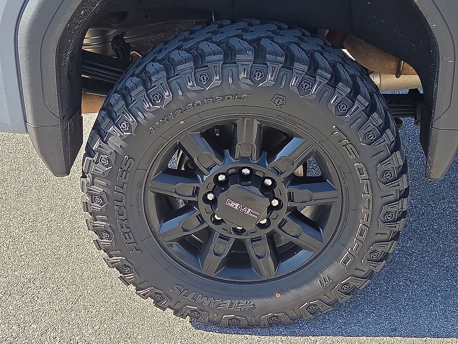 Used 2025 GMC Sierra 2500 AT4 w/ AT4 Premium Plus Package image 7