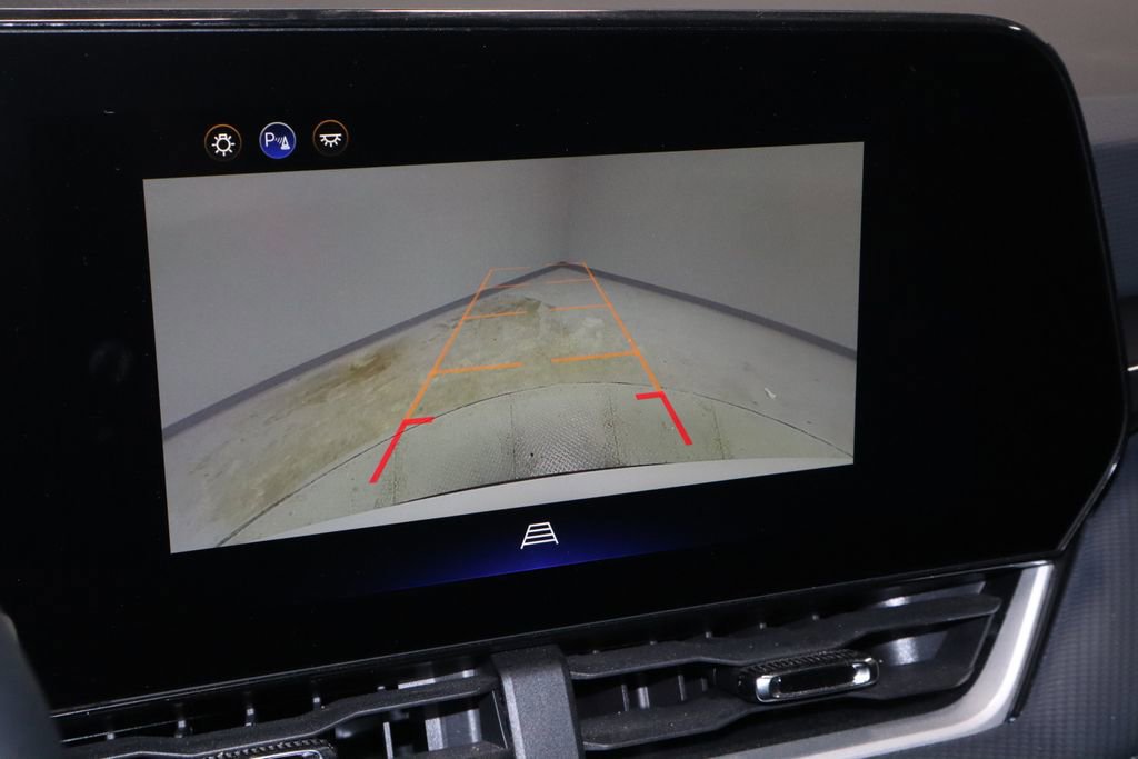 Used 2026 Chevrolet Equinox LT image 11