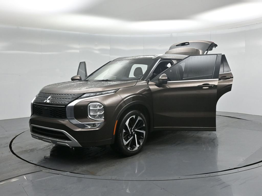 Used 2022 Mitsubishi Outlander SEL image 52