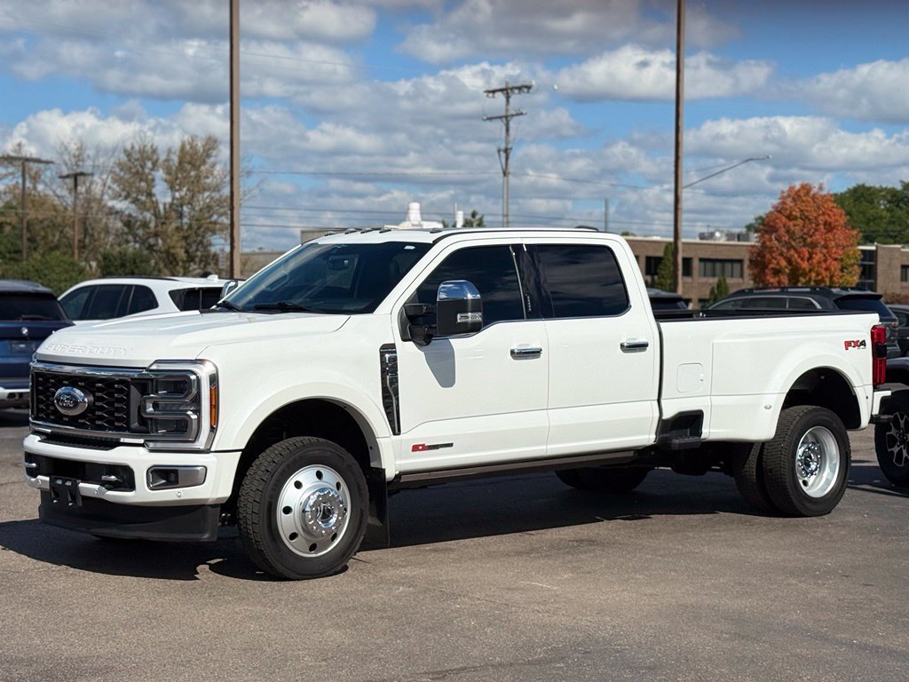 Certified 2023 Ford F450 Platinum w/ FX4 Off-Road Package AWD/4WD image 48