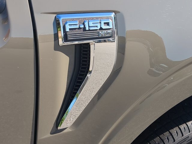 Certified 2025 Ford F150 XLT w/ Equipment Group 302A MID AWD/4WD image 37