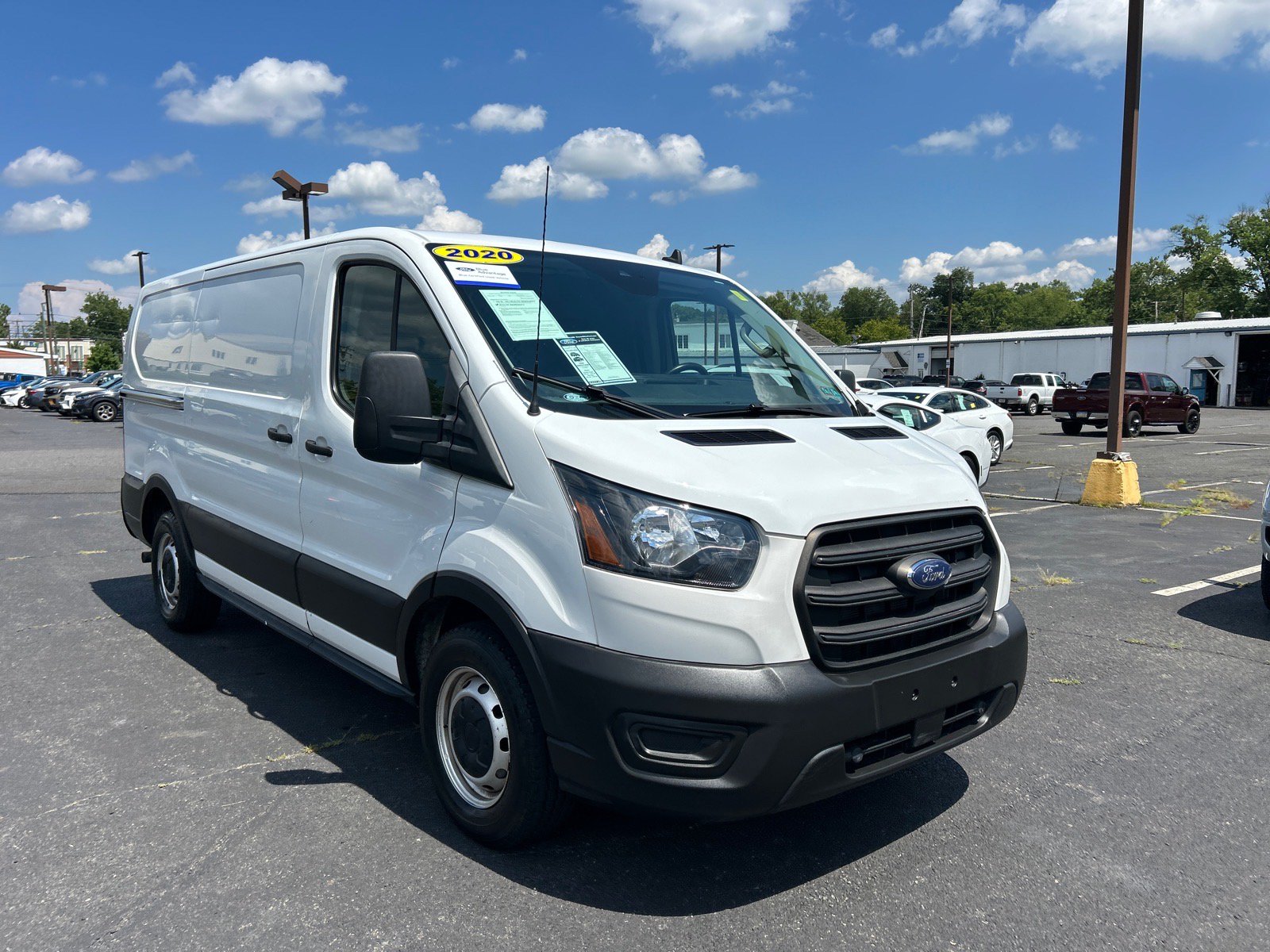 Certified 2020 Ford Transit 150 Low Roof RWD image 18
