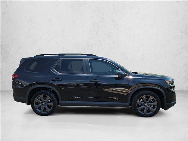 Used 2025 Honda Pilot Sport video 4