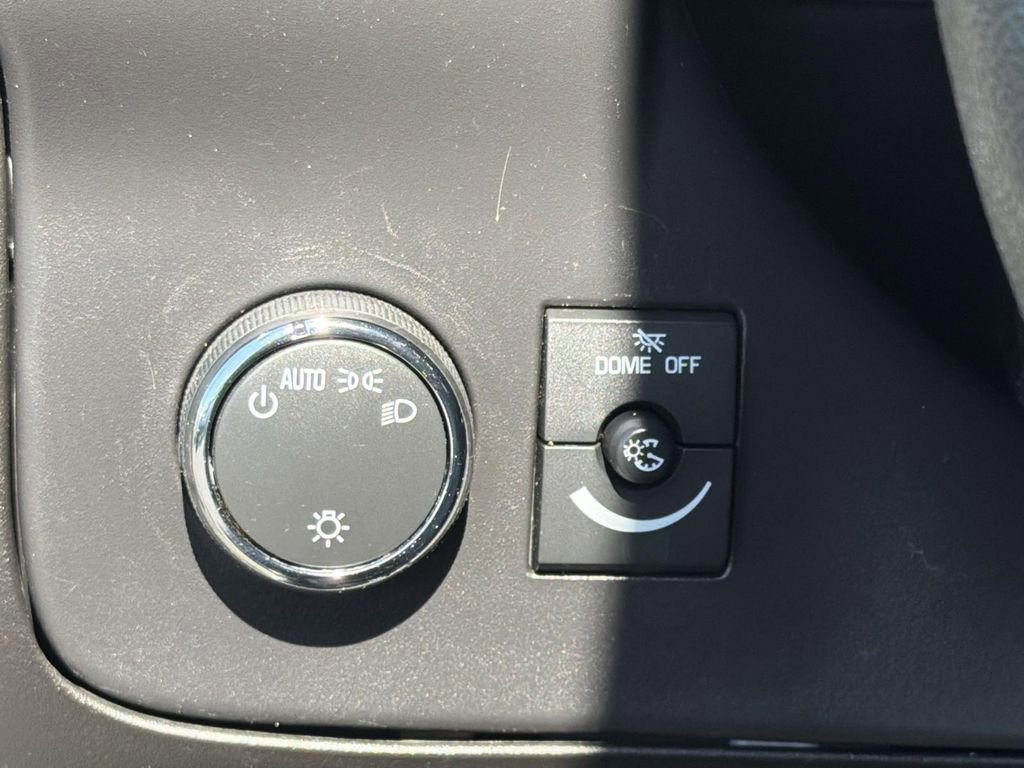 Used 2024 GMC Savana 2500 w/ Driver Convenience Package image 15