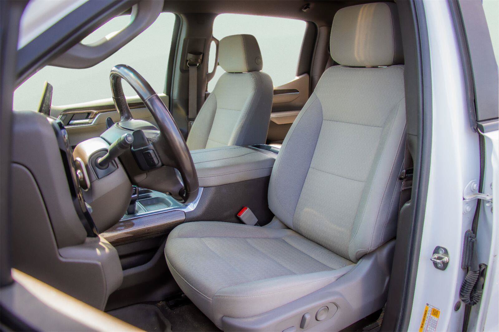 Used 2023 Chevrolet Silverado 1500 RST AWD/4WD image 6