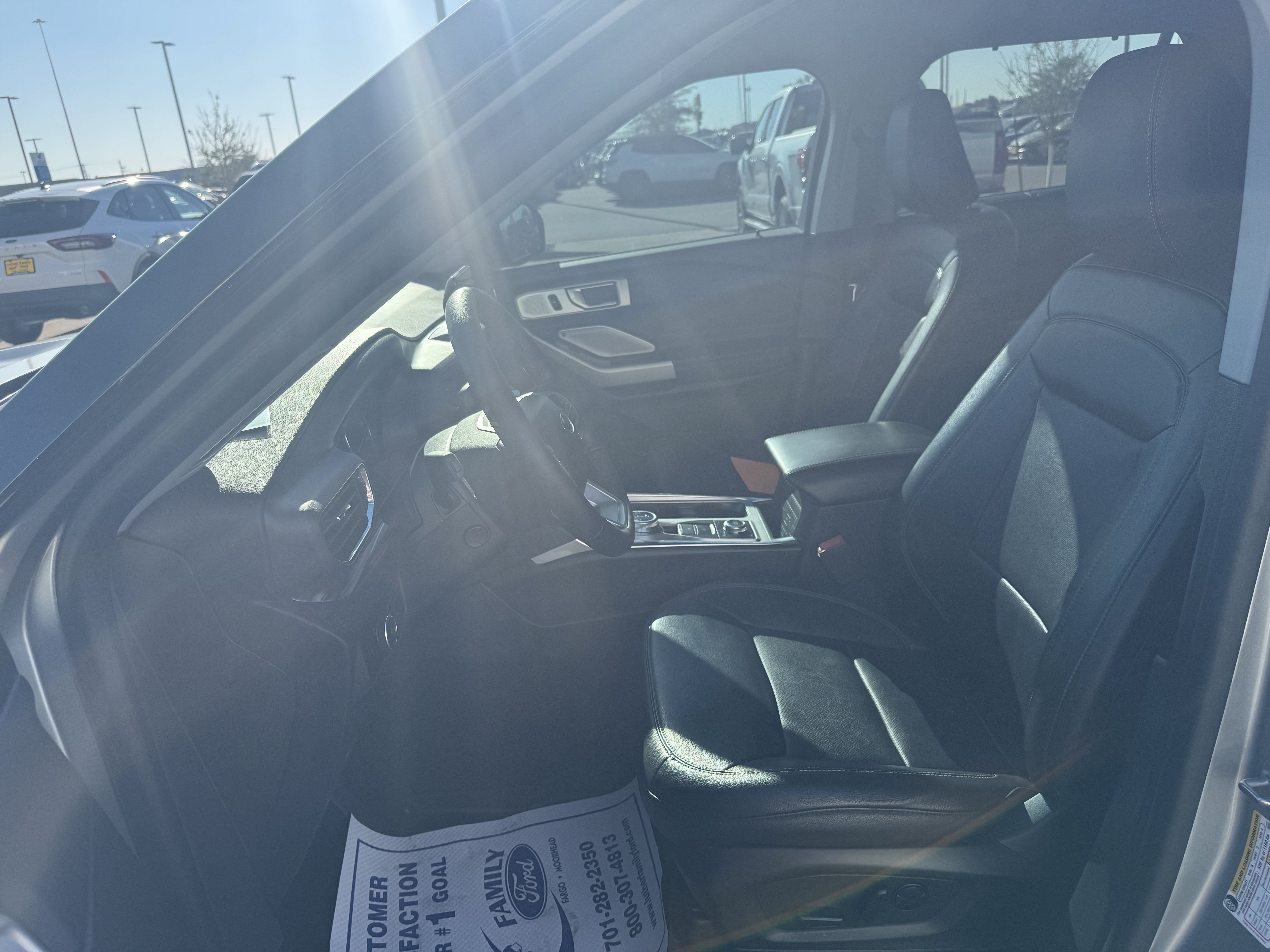 Certified 2024 Ford Explorer Limited w/ Limited Technology Package AWD/4WD image 11