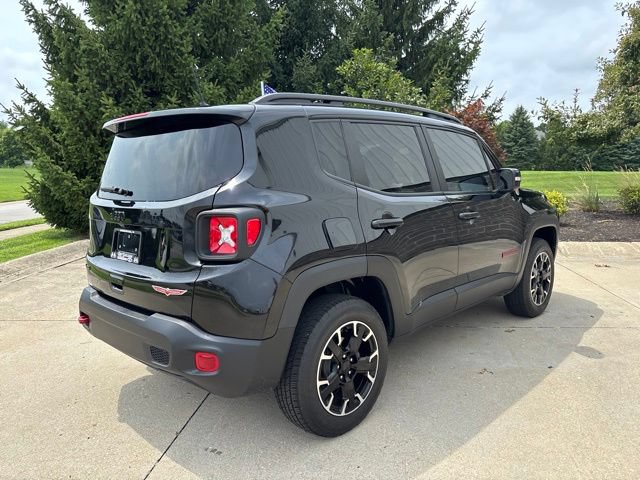 Used 2023 Jeep Renegade Trailhawk AWD/4WD image 7