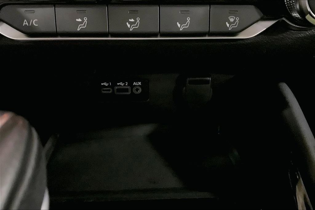 Used 2025 Nissan Altima 2.5 SR image 30