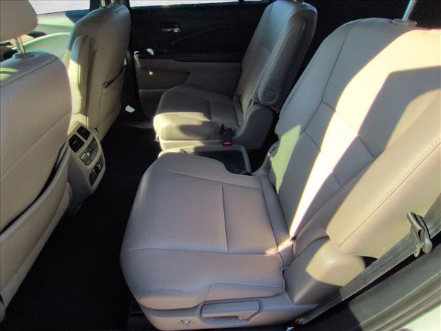 Used 2020 Honda Pilot Touring image 18