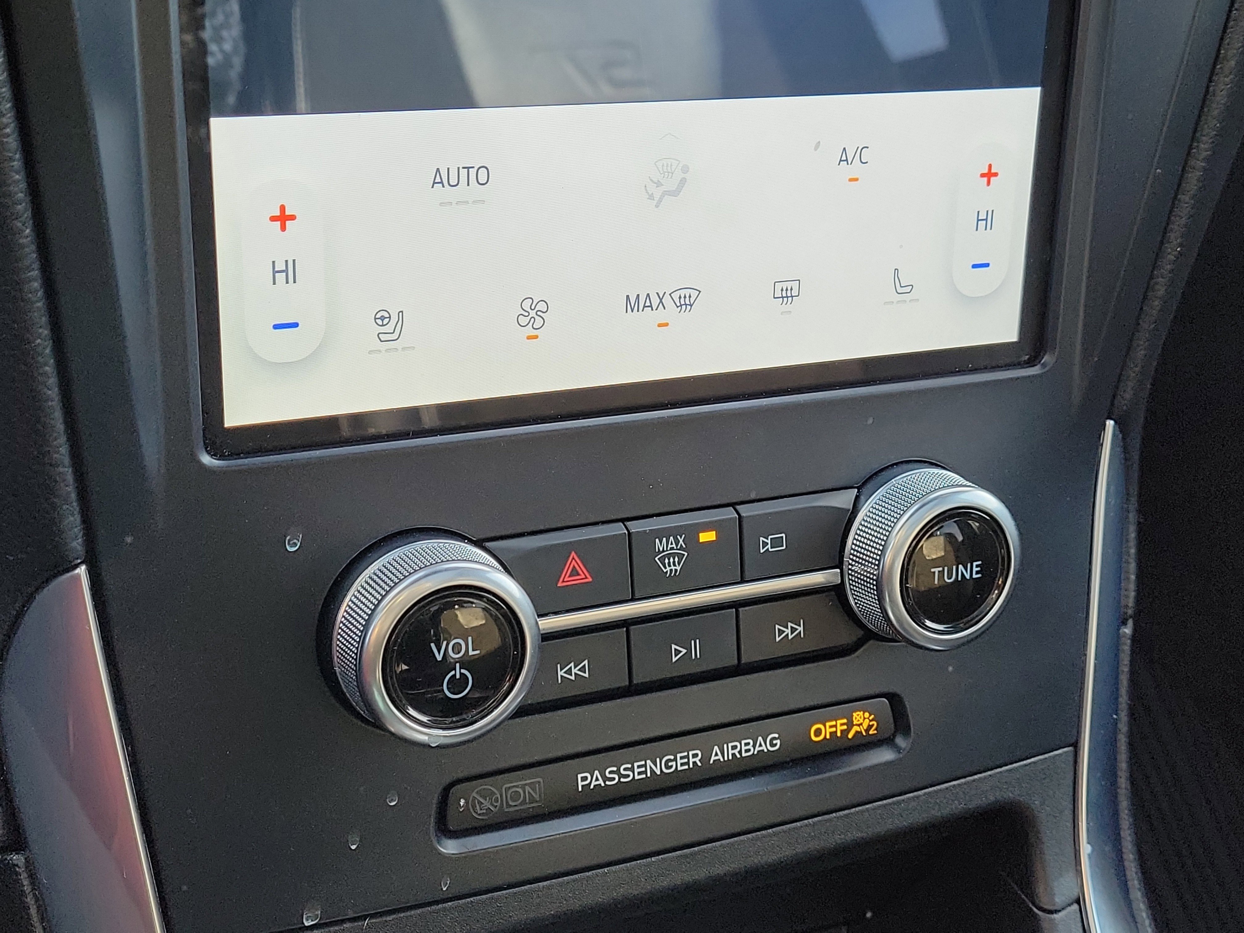 Certified 2024 Ford Edge ST w/ Equipment Group 401A image 29