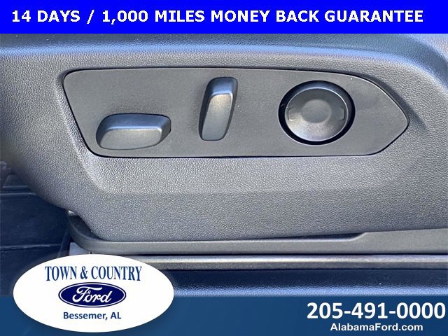 Used 2024 Chevrolet Suburban Z71 w/ Luxury Package image 18