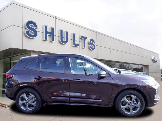 Certified 2023 Ford Escape ST-Line w/ Tech Pack #1 image 2